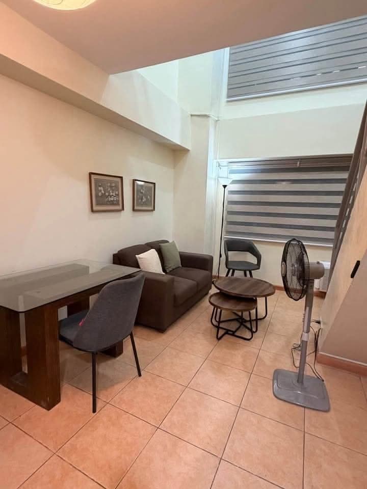 For Lease - photo 2