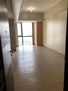 📣FOR LEASE📣 - photo 2