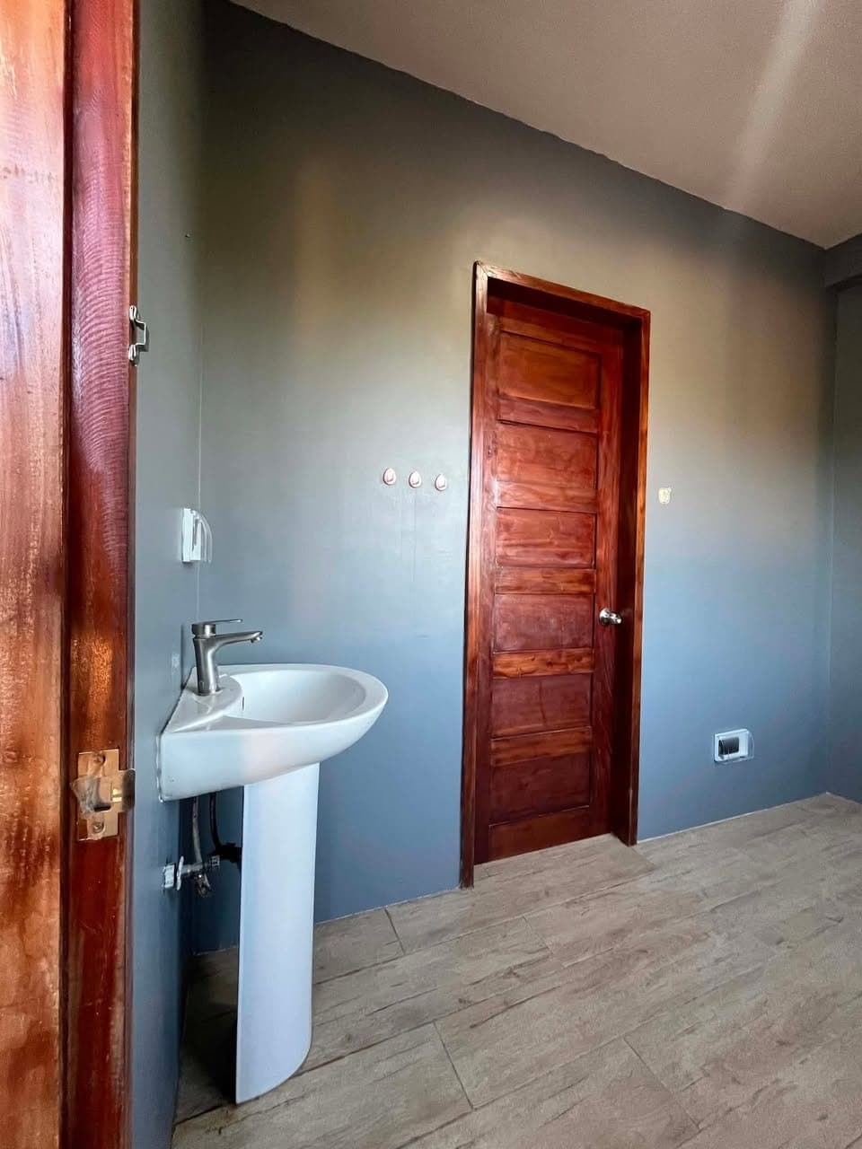 1 BEDROOM AVAILABLE FOR RENT NAA SA 2ND FLOOR‼️ 6K‼️ 6K‼️ 6K‼️ - photo 3