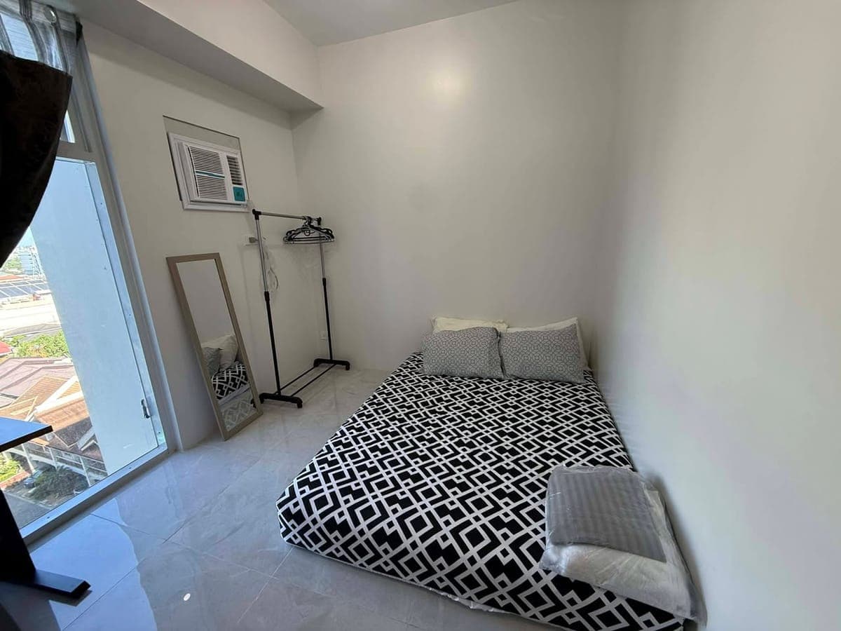 Php15k/month STUDIO FOR RENT ‼️ Mivela Garden Residences near Cebu IT Park - photo 1