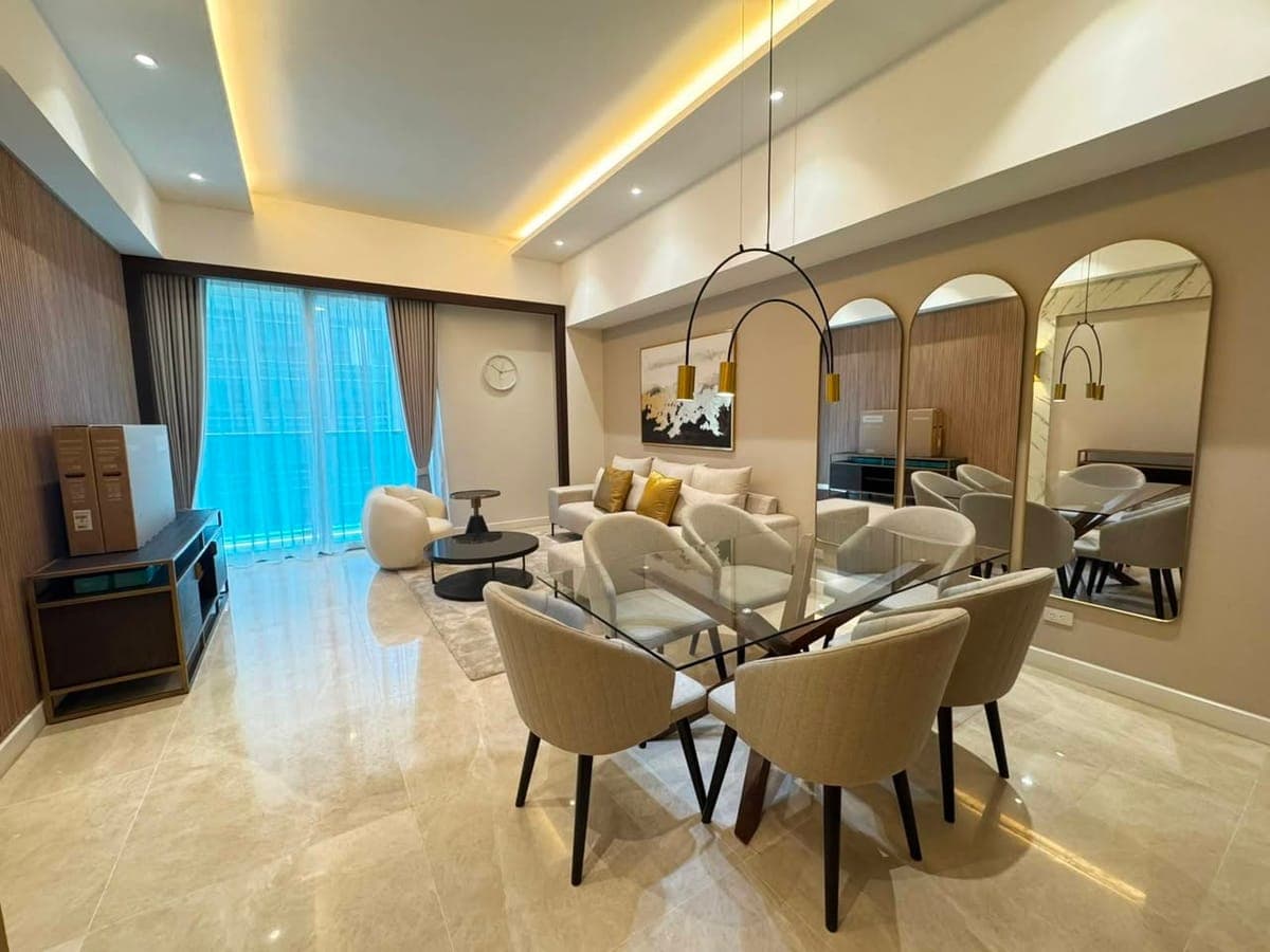 Luxury Living at Grand Hyatt Manila Residences – South Tower - photo 1