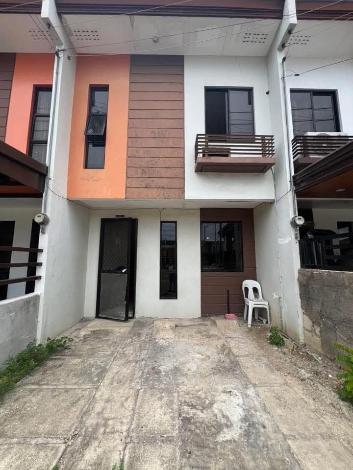 🏡 FOR RENT: Cozy 2BR/1BA Home Near CCLEX - photo 5