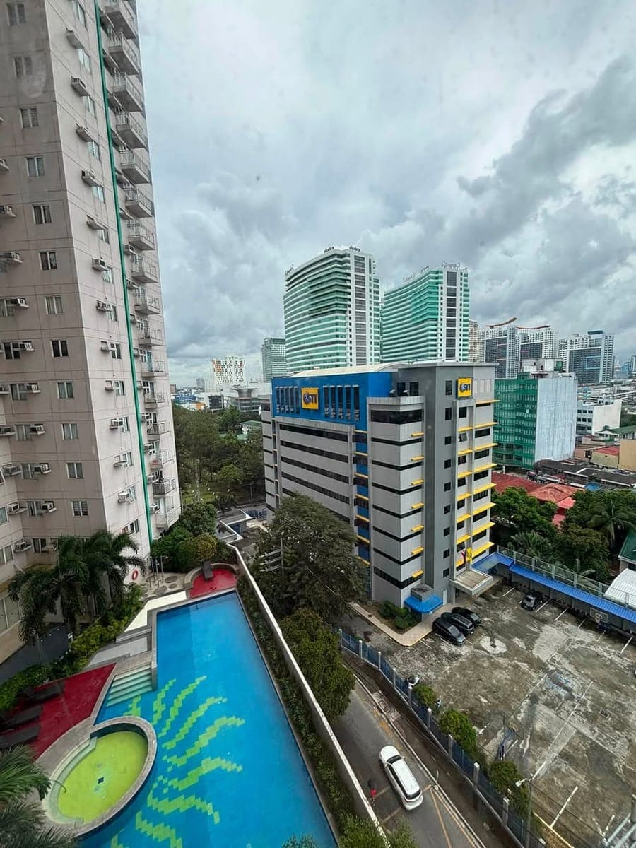 Studio Condo Unit for Rent - photo 1