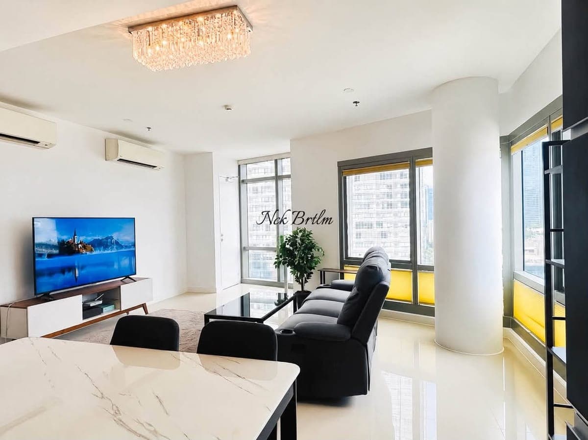 For Rent - photo 1