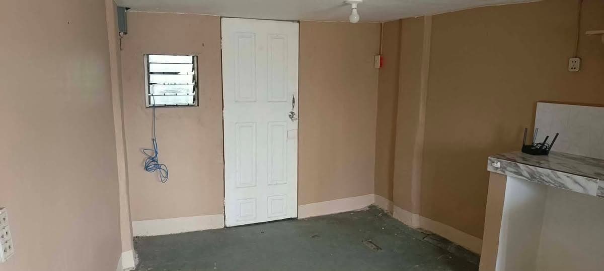 ROOM FOR RENT - photo 2