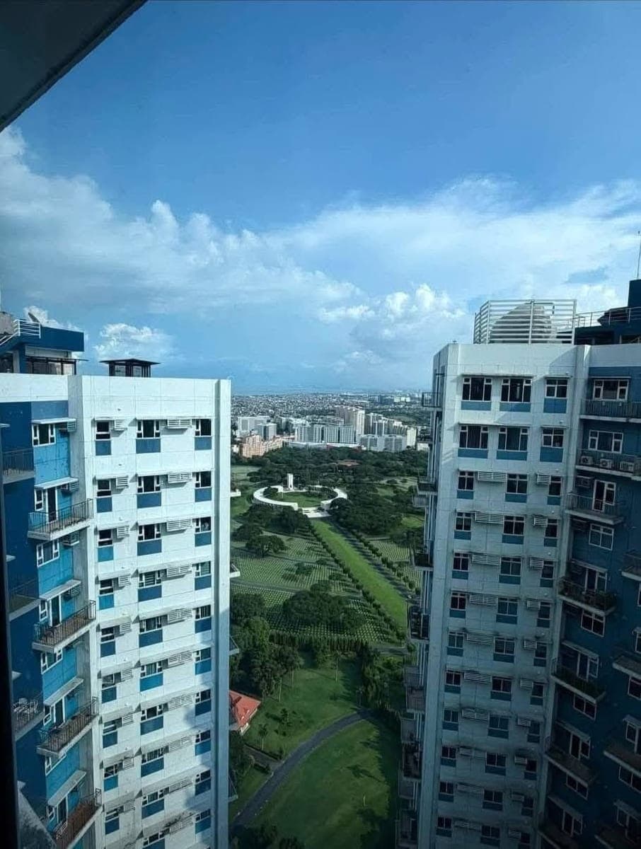 🏙️ ONE-BEDROOM PENTHOUSE | 50TH FLOOR - photo 1