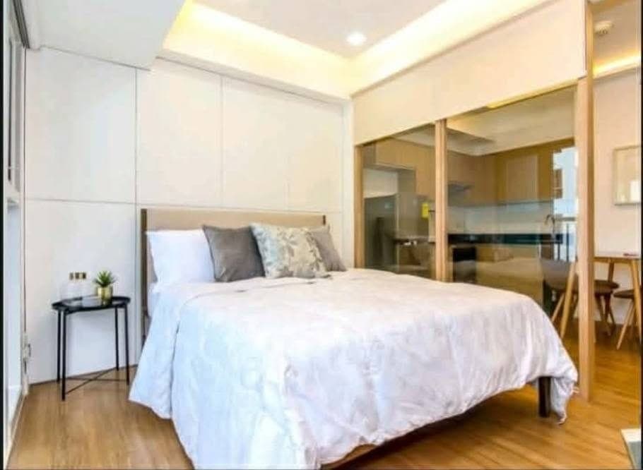 ✨ Luxury Living at One Maridien BGC | Premium Condo for Lease - photo 1