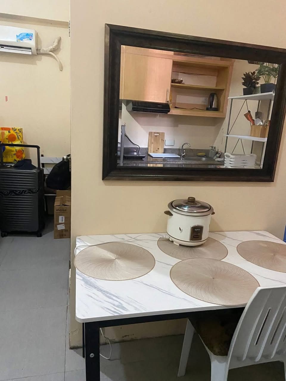 🏢 STUDIO UNIT FOR RENT – PRIME DOWNTOWN LOCATION - photo 3