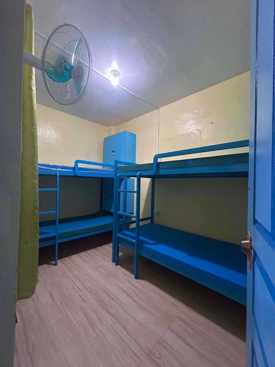 MALE BEDSPACER ONLY - photo 1