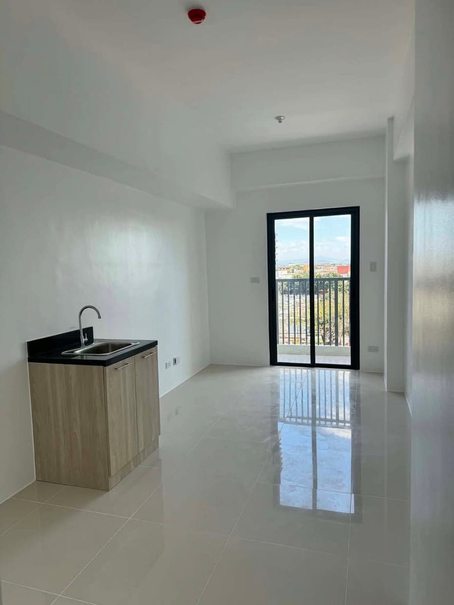 🏢 CONDO UNIT FOR RENT – The Courtyard, Taguig (Unit 0522) - photo 2