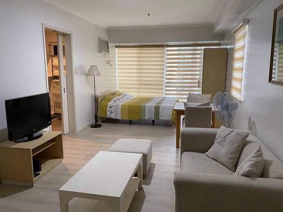FOR RENT - photo 1