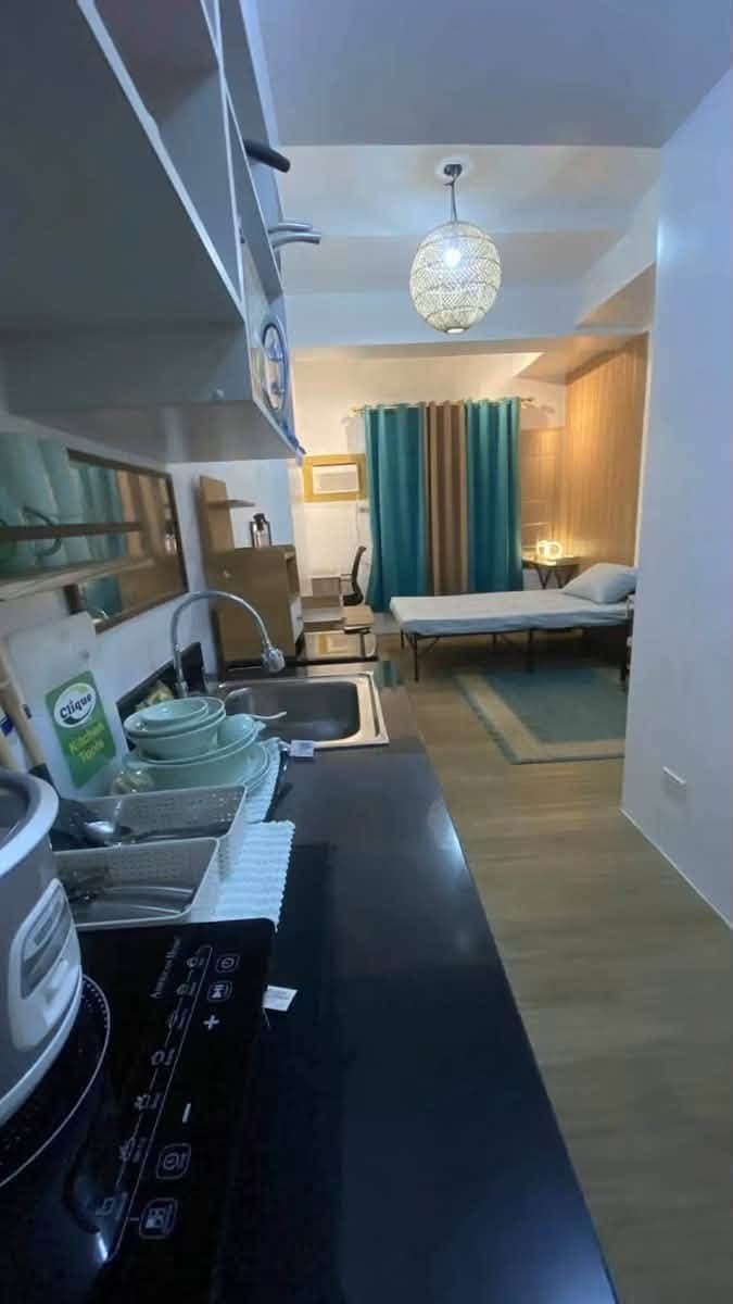 FOR RENT: ₱18,000/month. - Inclusive condo dues - photo 1