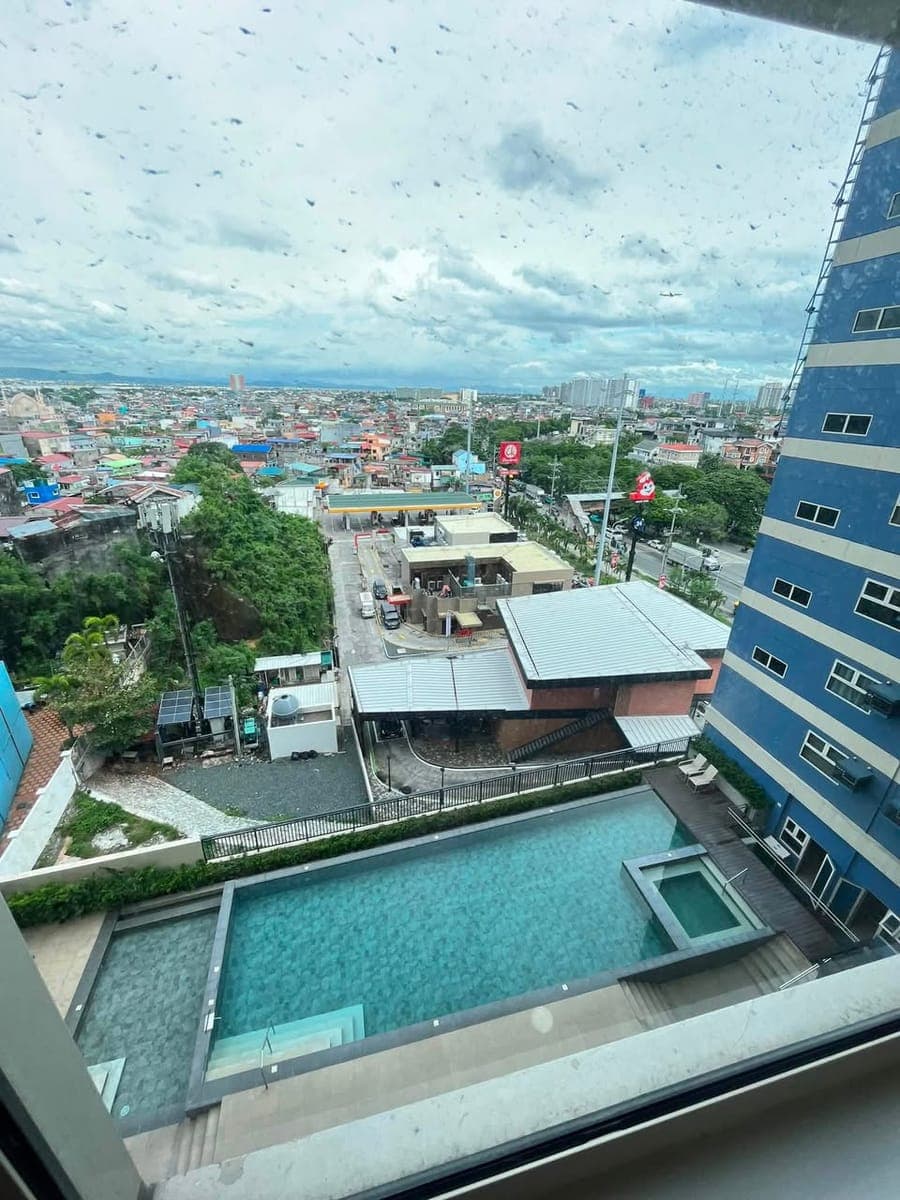 1 Unit Available BARE for Rent at Ridgewood Premier Taguig 10 minutes going BGC - photo 4
