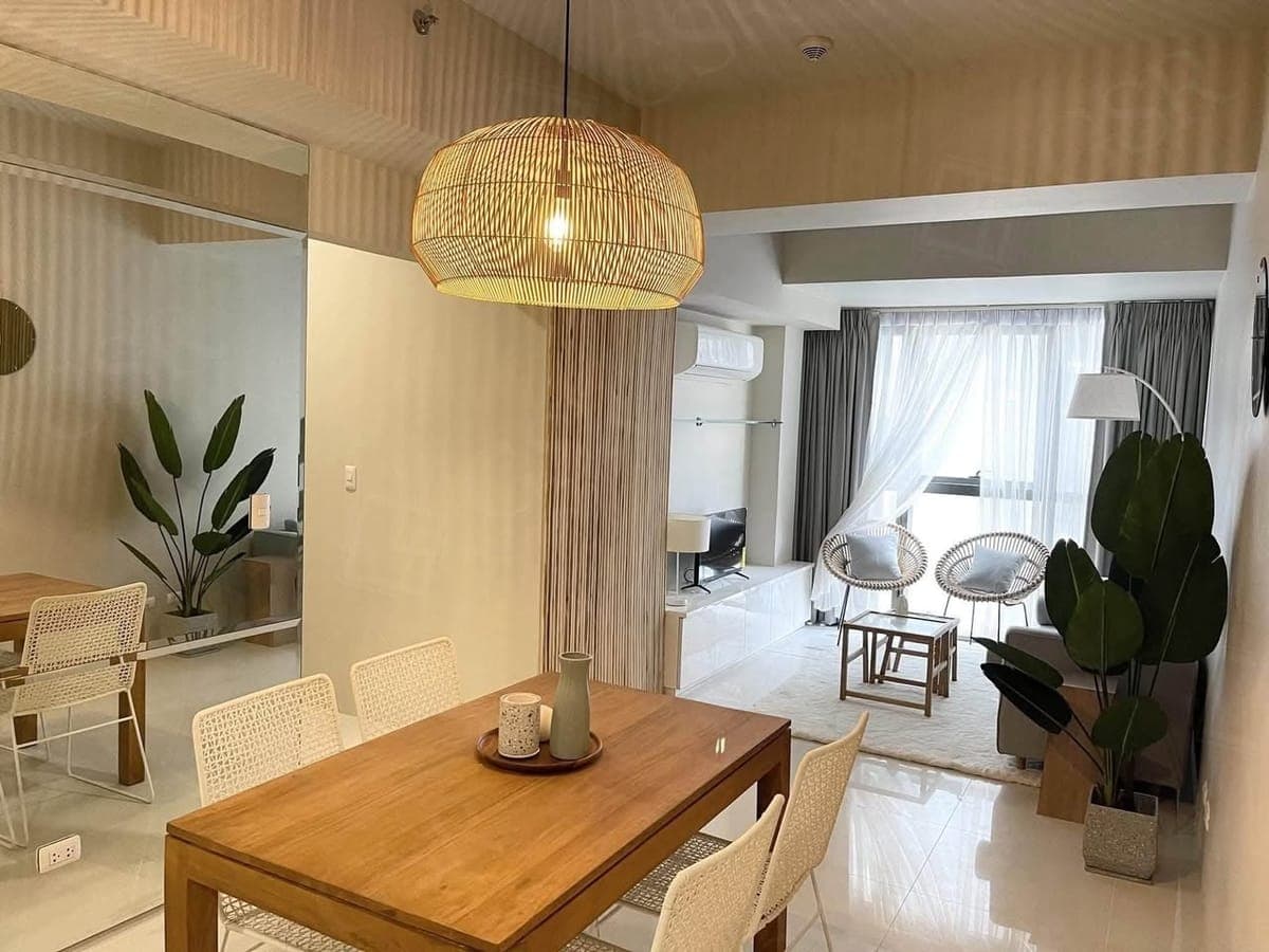 Property Name: Uptown Ritz Residence - photo 1