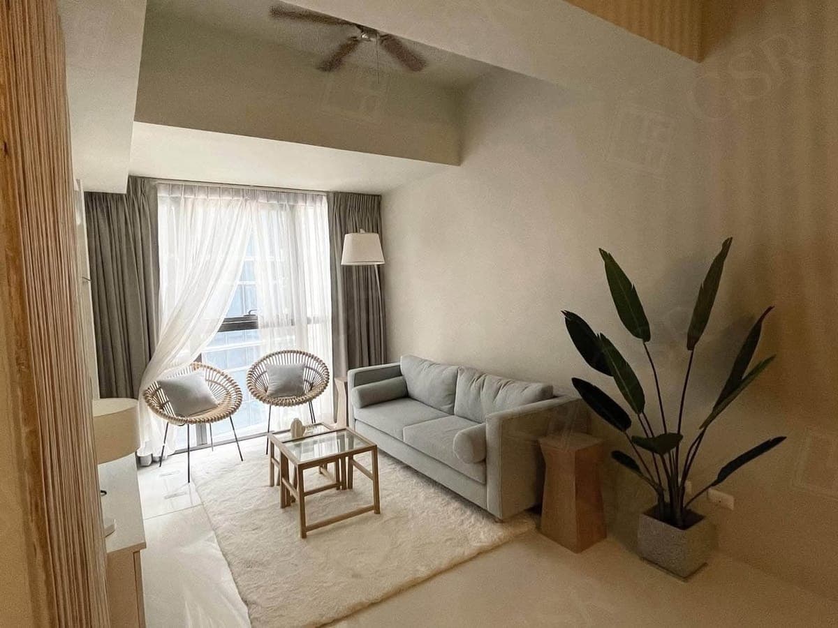 Property Name: Uptown Ritz Residence - photo 2