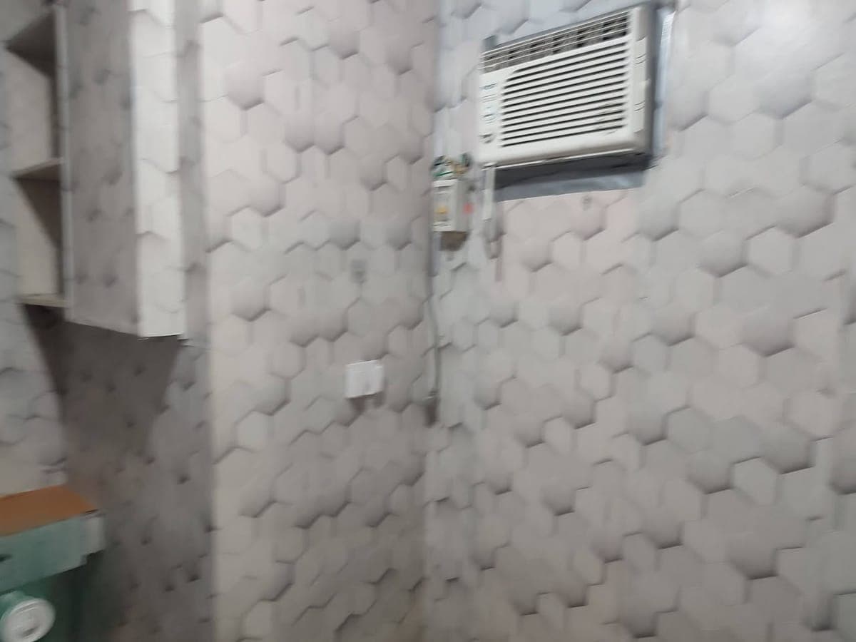 1bedroom unit simi furnished - photo 1
