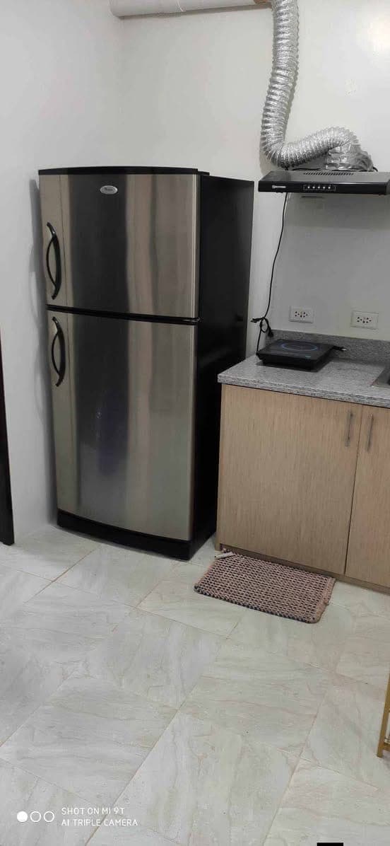 2 bedroom for rent 18,000 monthly not including condo dues - photo 2