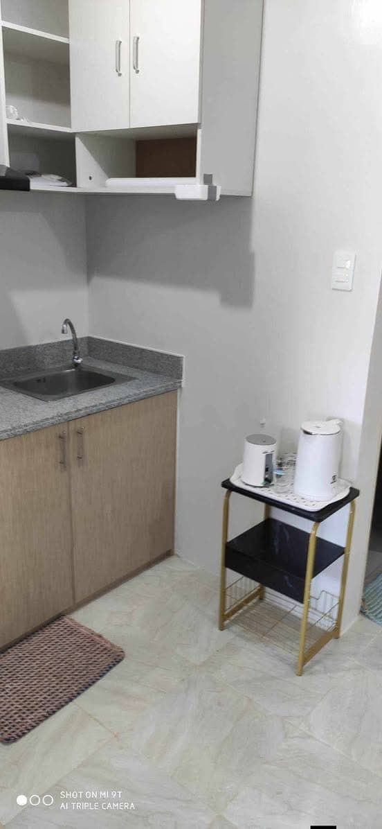 2 bedroom for rent 18,000 monthly not including condo dues - photo 4