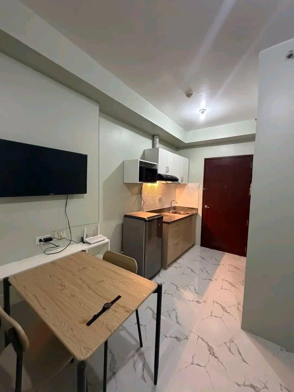 studio for rent - photo 3