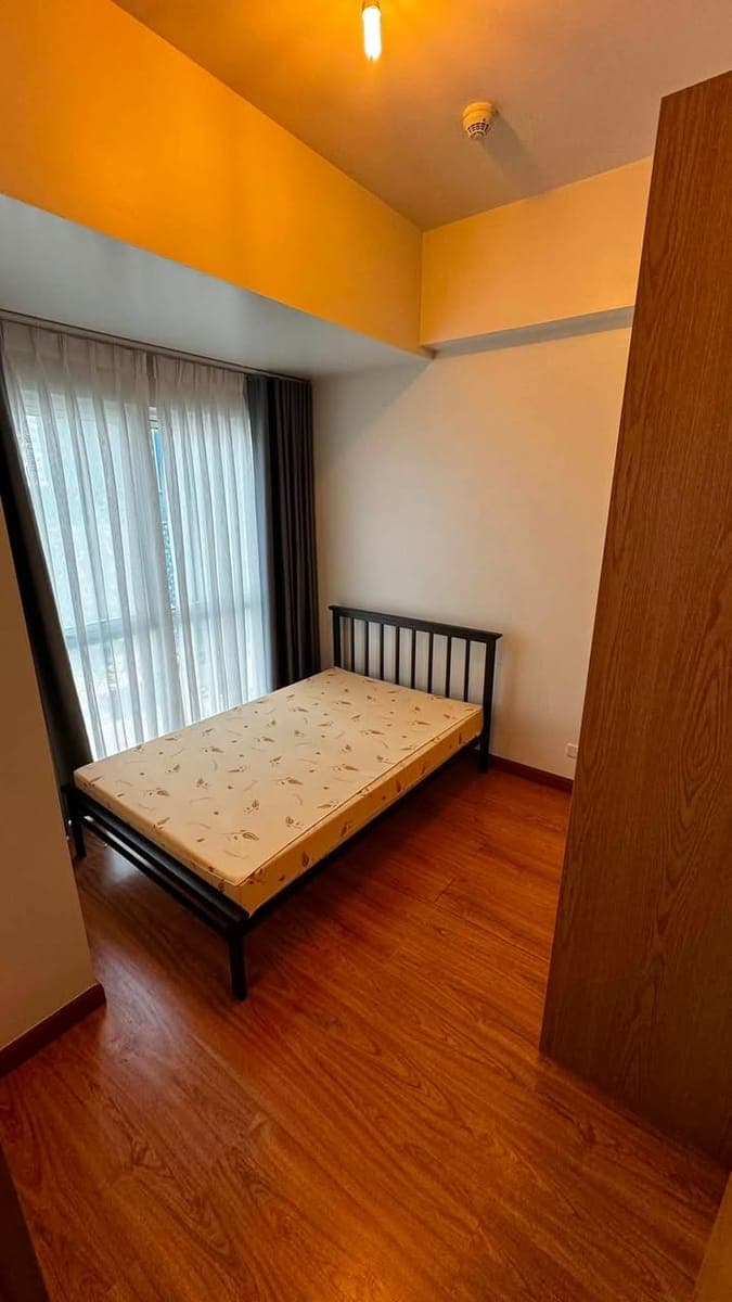 🏙️ FOR RENT: 1BR CONDO WITH PARKING | TIMES SQUARE WEST, BGC - photo 1