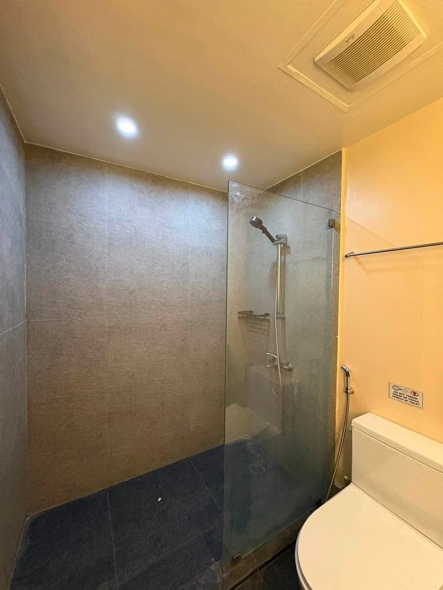 ‼️FOR LEASE🏢South of Market, North Tower,Bgc - photo 2