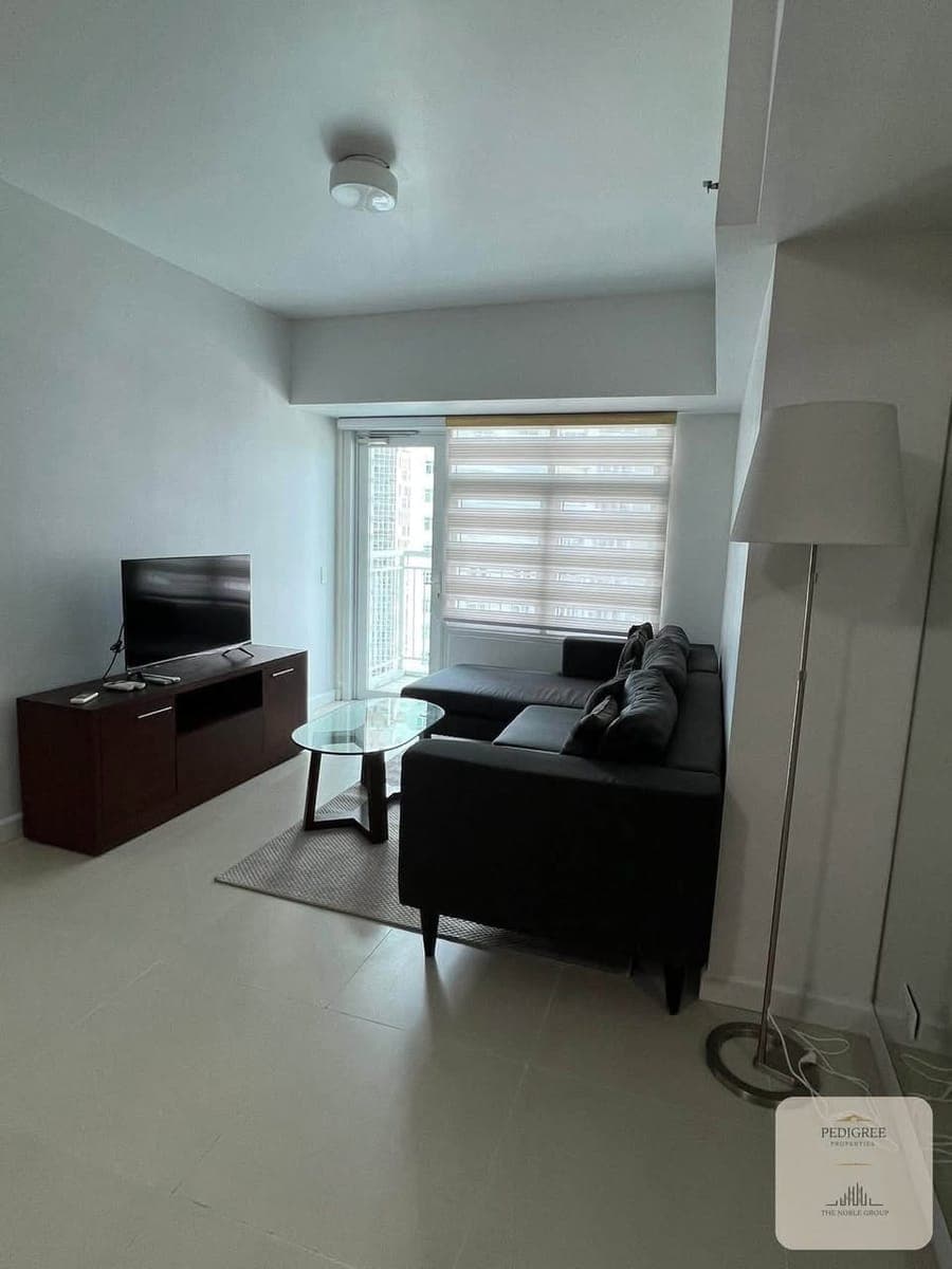 ‼️FOR LEASE | 3BR Red Oak at Two Serendra, BGC - photo 2