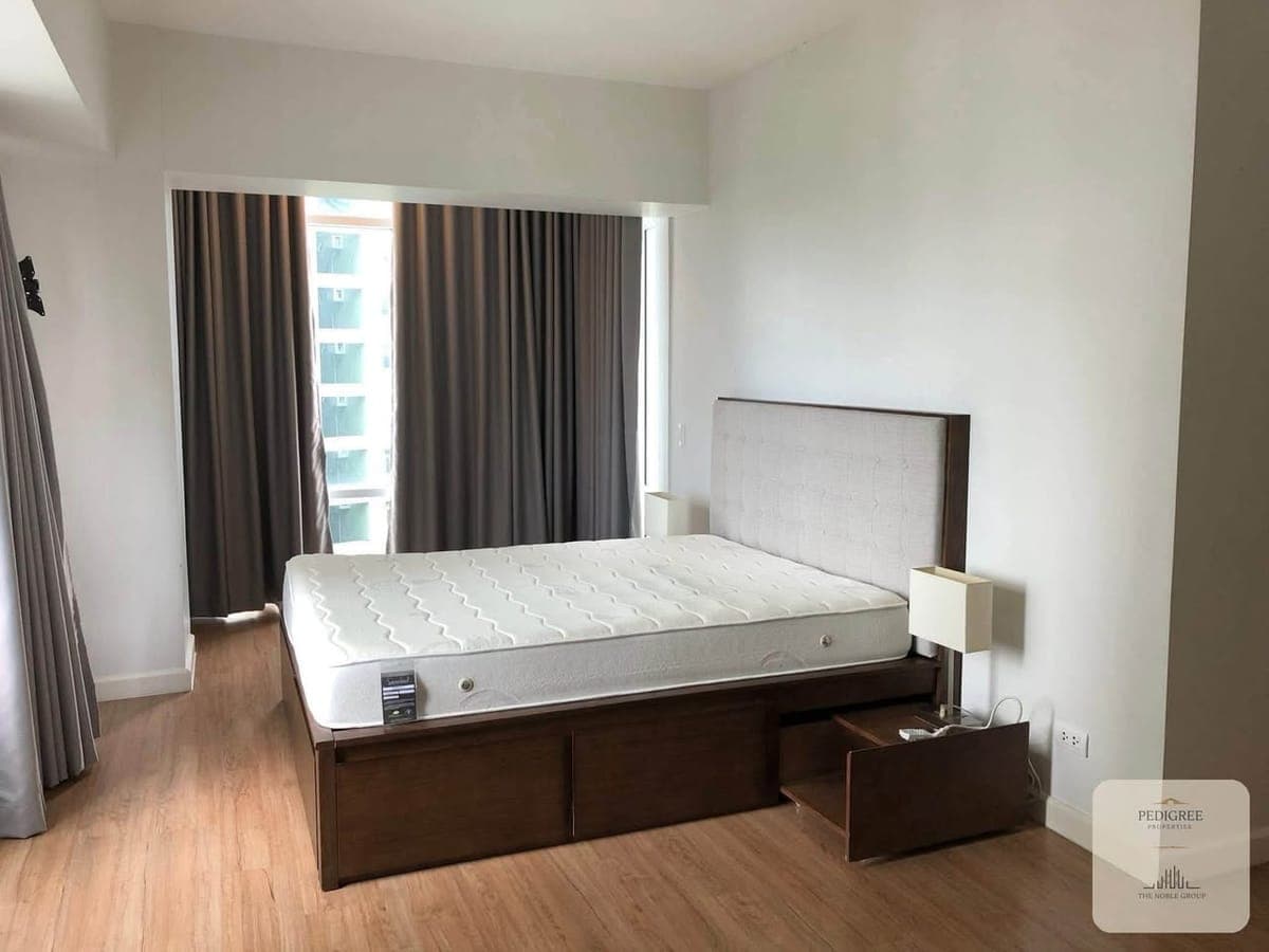 ‼️FOR LEASE | 3BR Red Oak at Two Serendra, BGC - photo 3