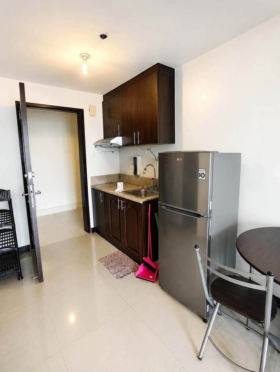 For lease by BA Luxe Properties - photo 5
