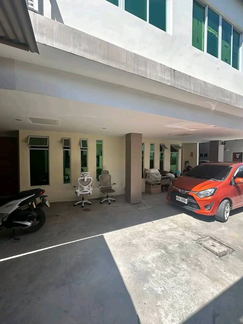 3BR TOWNHOUSE‼️ AVAILABLE NOW FOR RENT! - photo 2