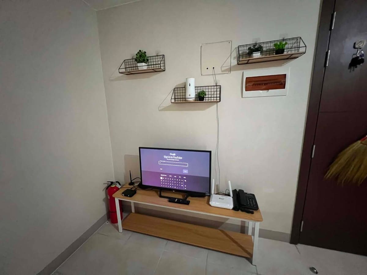 Fully Furnished 2-BR Condominium at Suntrust Shanata, Quirino Highway Brgy. Talipapa, Quezon City - photo 5