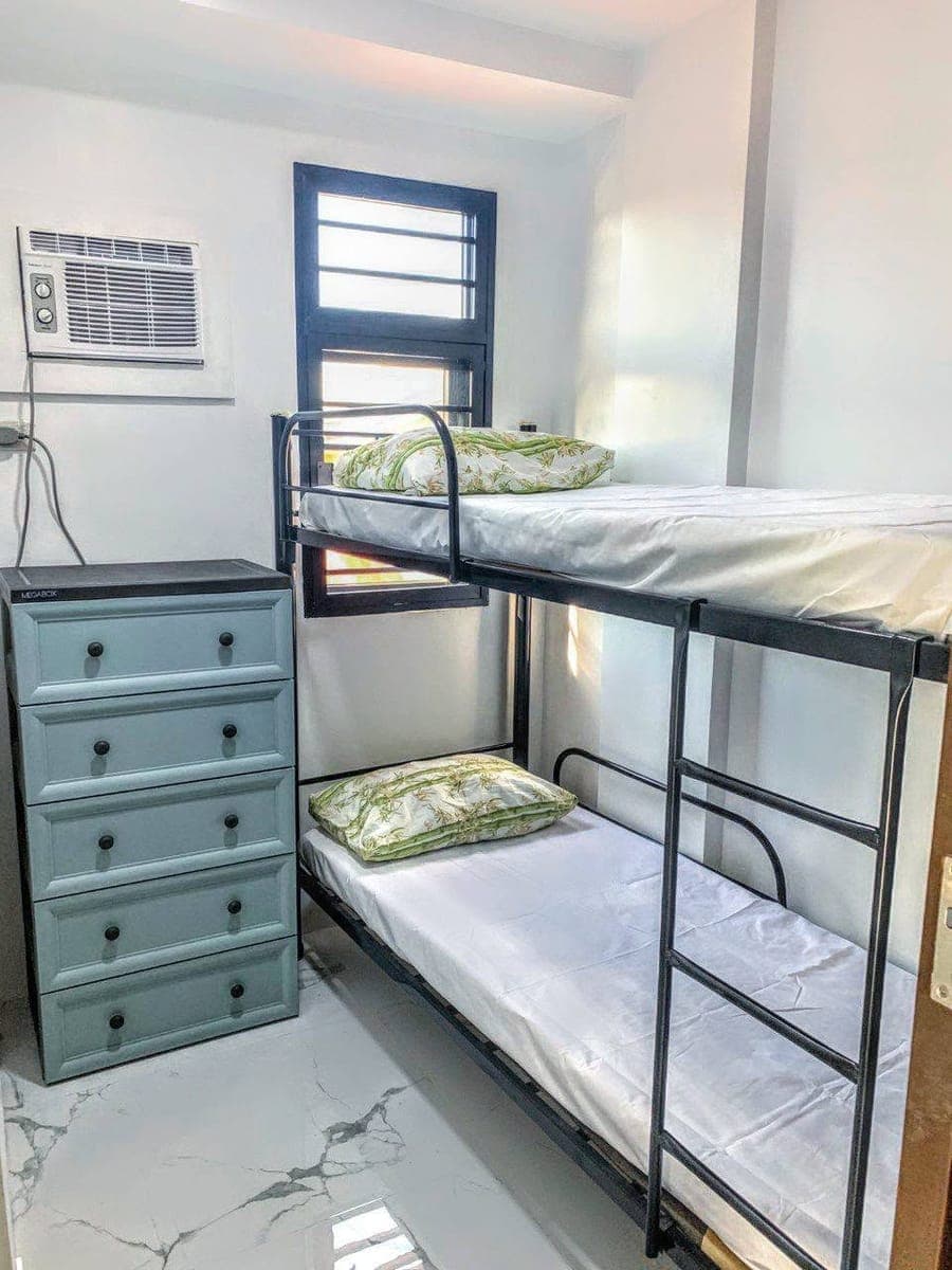 - 1 Slot Available Bed Space for Male - - photo 5