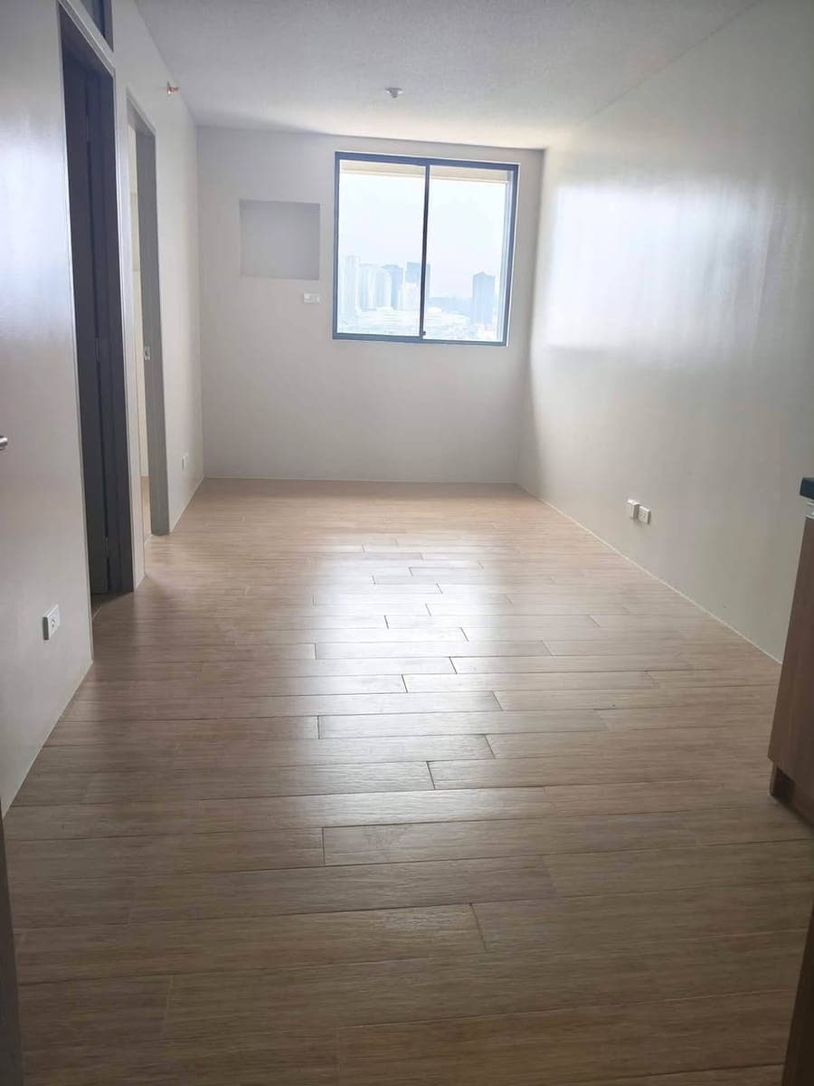 2 bedroom Condo Bare unit for rent at Panglao Oasis Located at Levi Mariano Avenue, Barangay Ususan, Taguig City. - photo 4