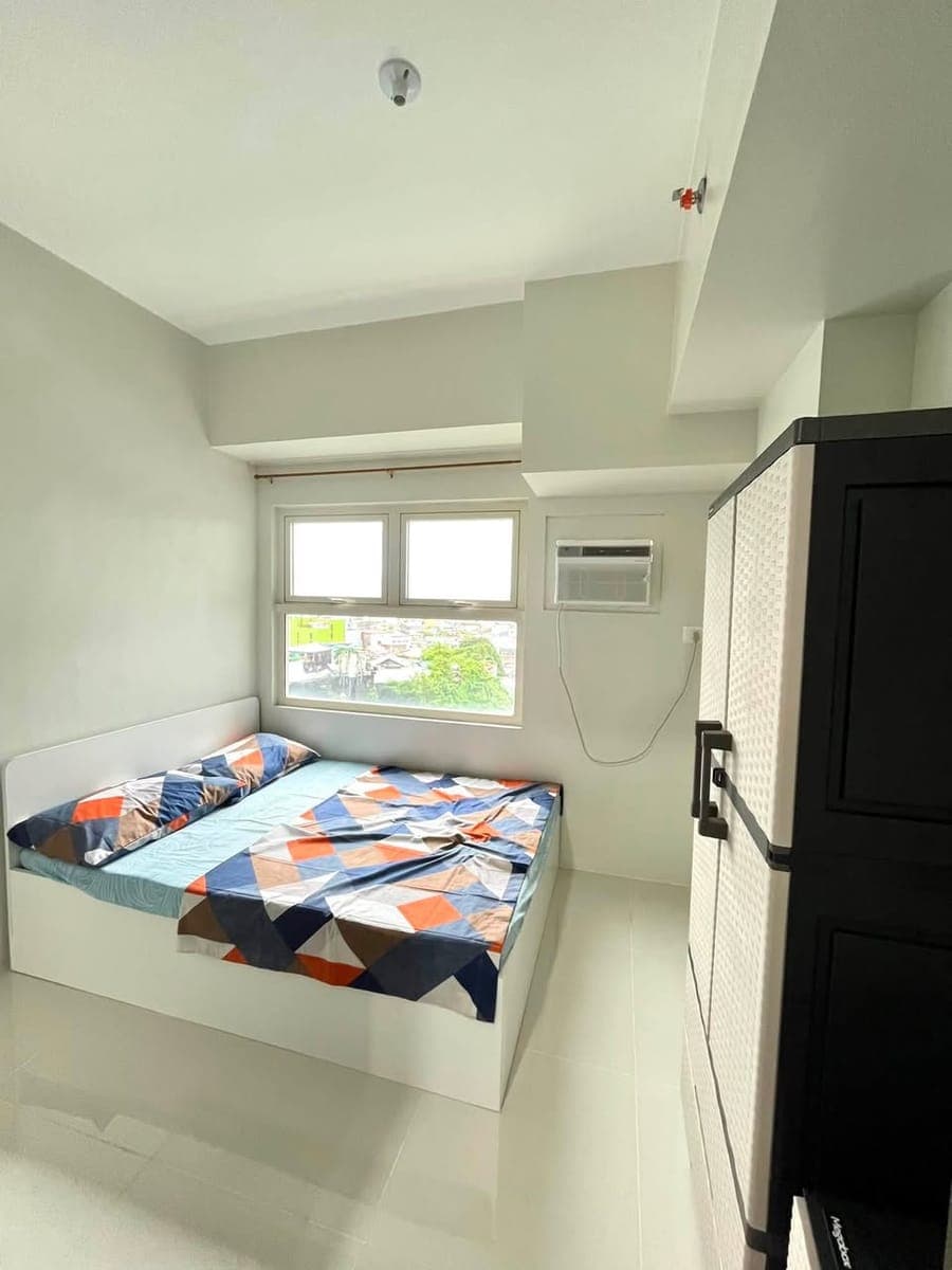 20k Monlthly 1 Bedroom for Rent at Ridgewood Premier Taguig City , Available for Viewing anytime ! - photo 3