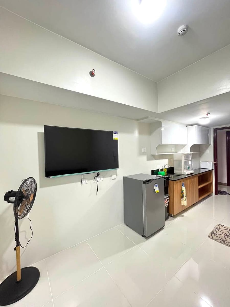 20k Monlthly 1 Bedroom for Rent at Ridgewood Premier Taguig City , Available for Viewing anytime ! - photo 5