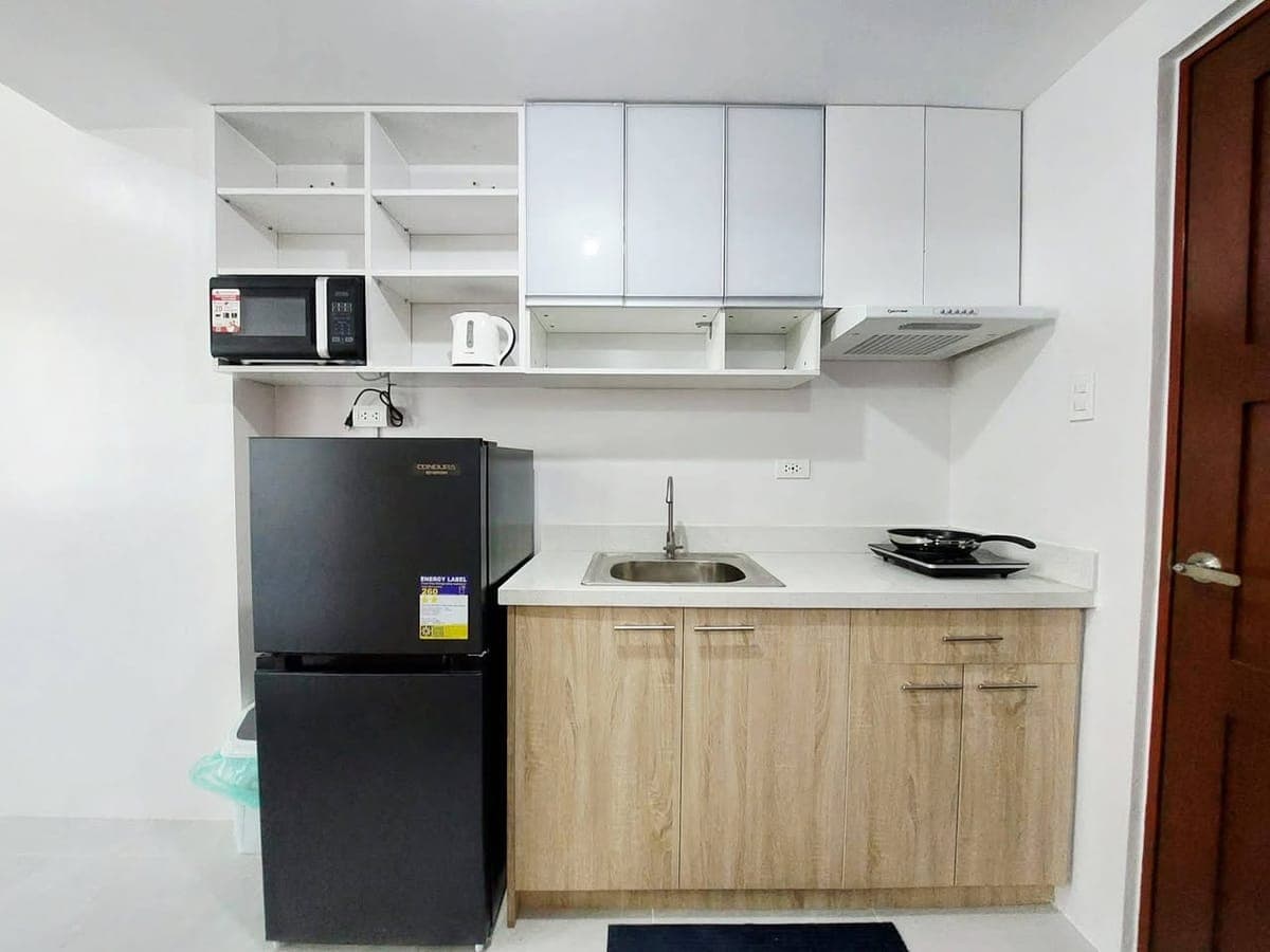 “Casa Mira Towers Studio for Rent – Furnished | Near City & Airport” - photo 3