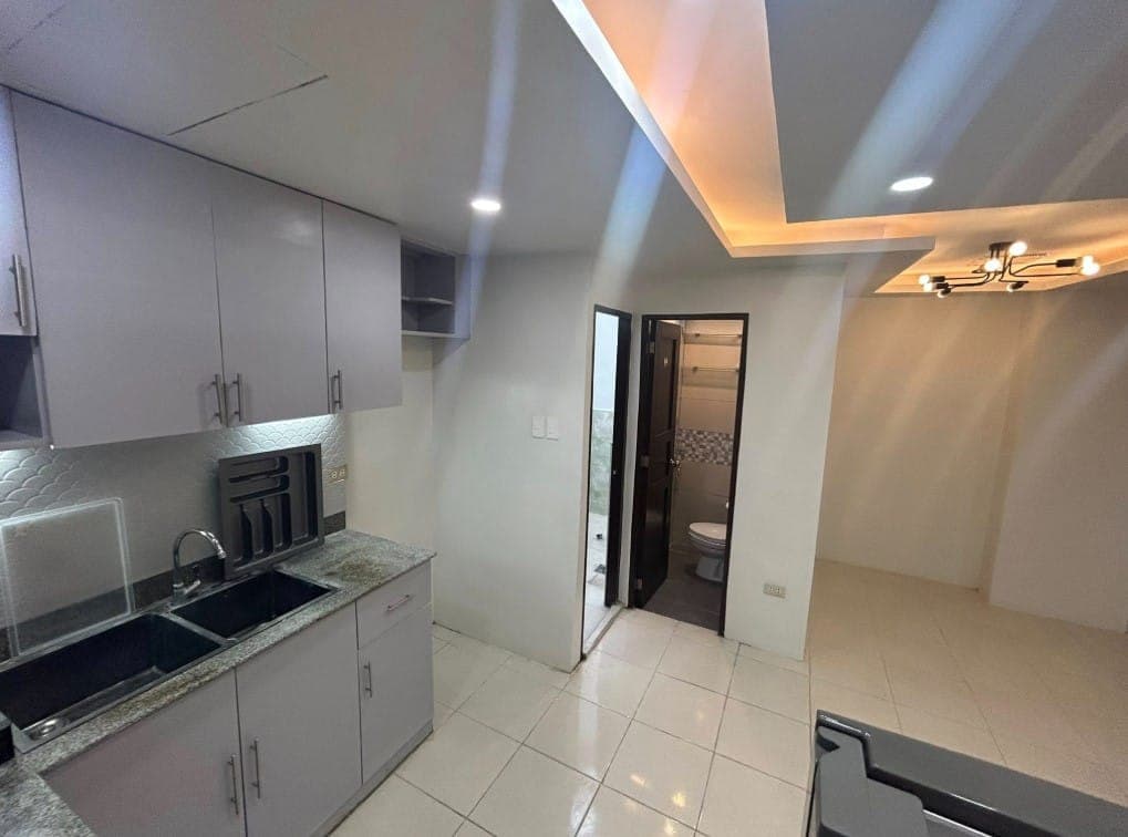 Townhouse for Rent! - photo 5