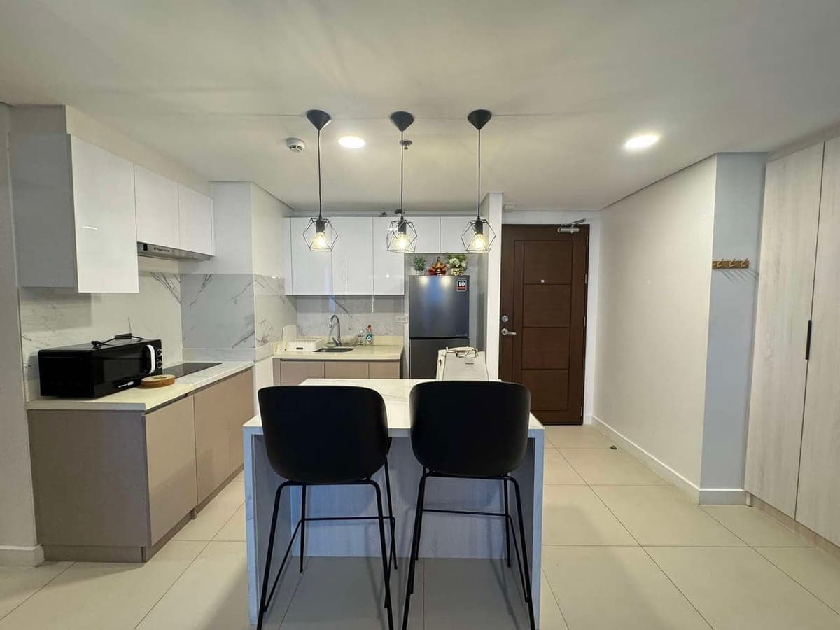 Modern 1BR for RENT in 38 Park Avenue with Balcony, IT Park, Cebu City - photo 2