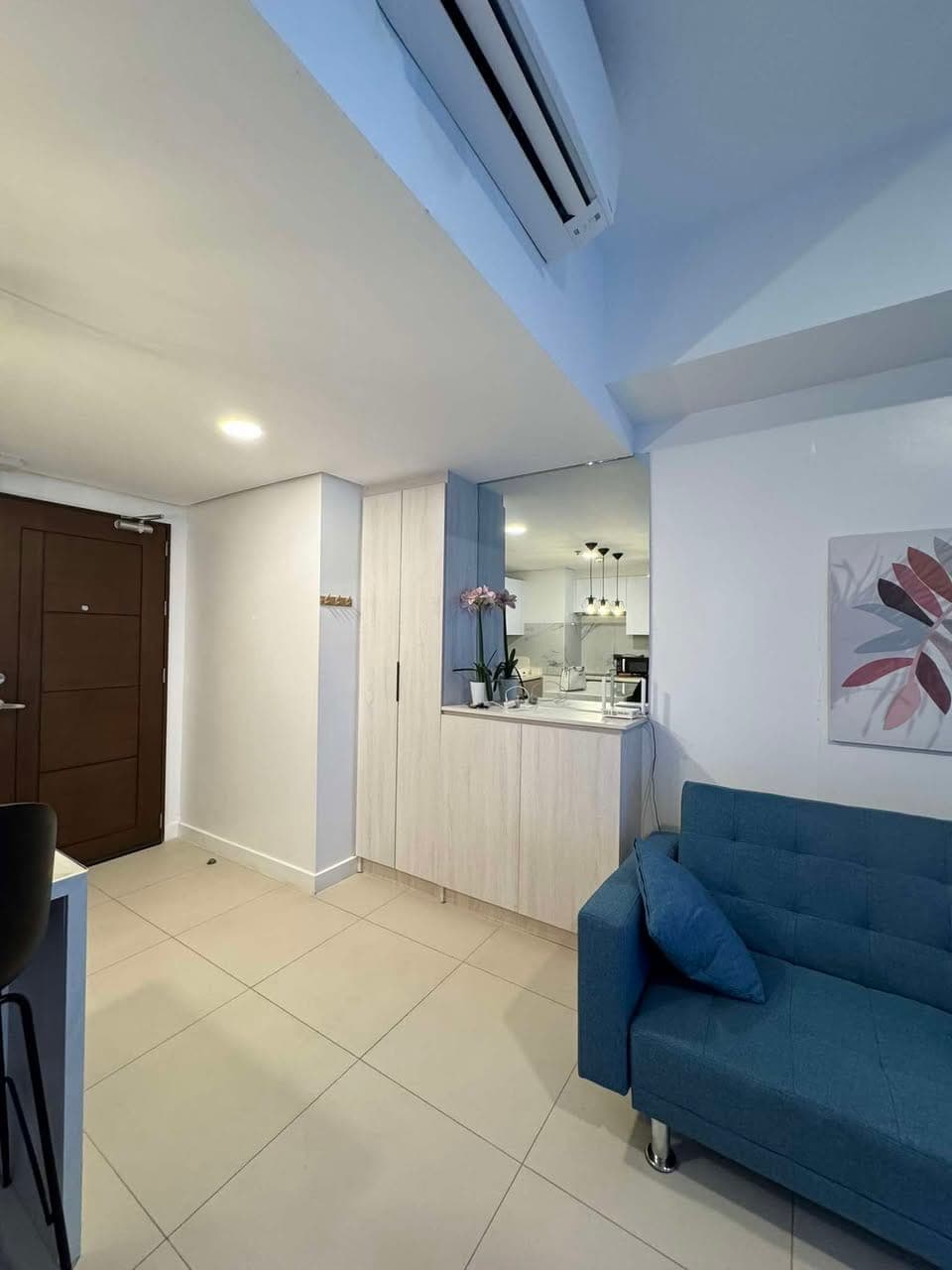 Modern 1BR for RENT in 38 Park Avenue with Balcony, IT Park, Cebu City - photo 4