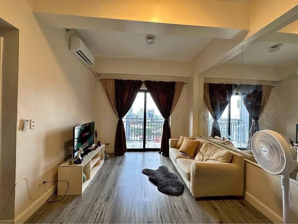 DL-2 BR 2Cr with Balcony-Corner Unit for rent -Grand Residences (Pet friendly)🐶🐱 - photo 1