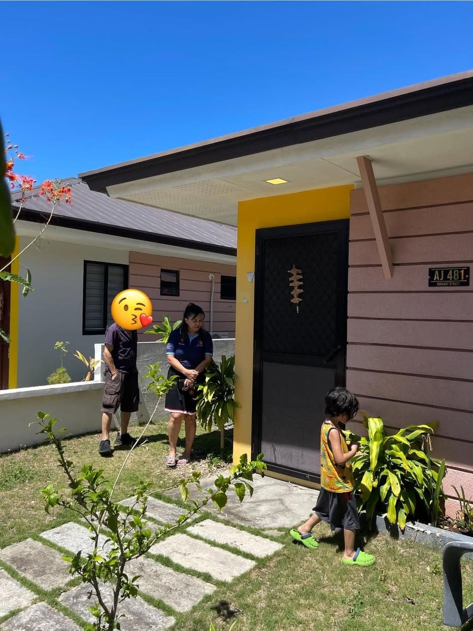 House and lot viewing here in Ajoya Cordova. - photo 3