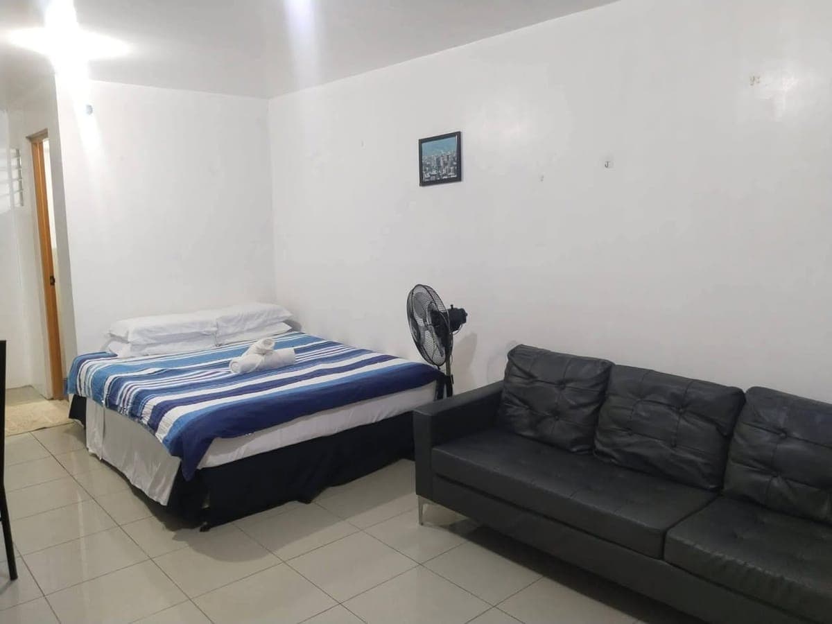 For Rent Studio Unit in Deca Tisa - photo 3