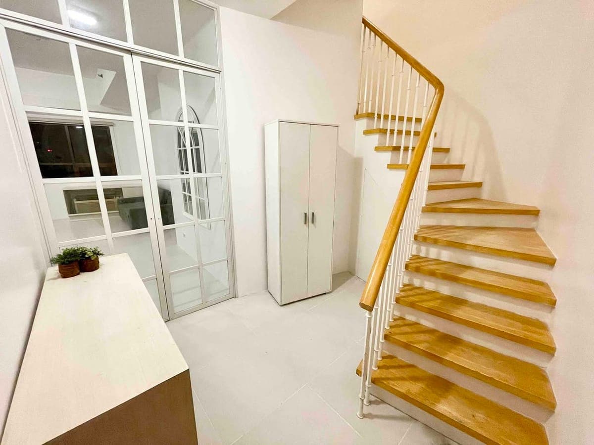 FOR LEASE | Spacious 2BR Bi-Level Unit - The Icon Residences - photo 5