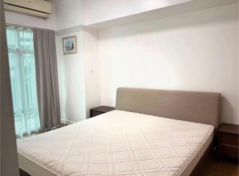 FOR LEASE: Fully furnished 2 Bedroom unit at Red Oak, Two Serendra, BGC - photo 3