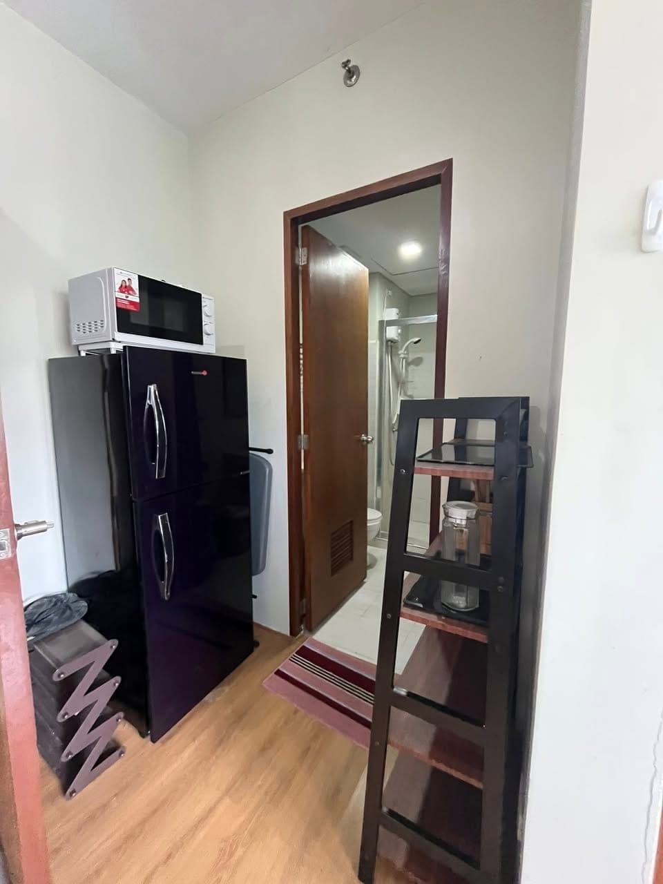 1 BR WITH BALCONY FOR RENT - photo 5