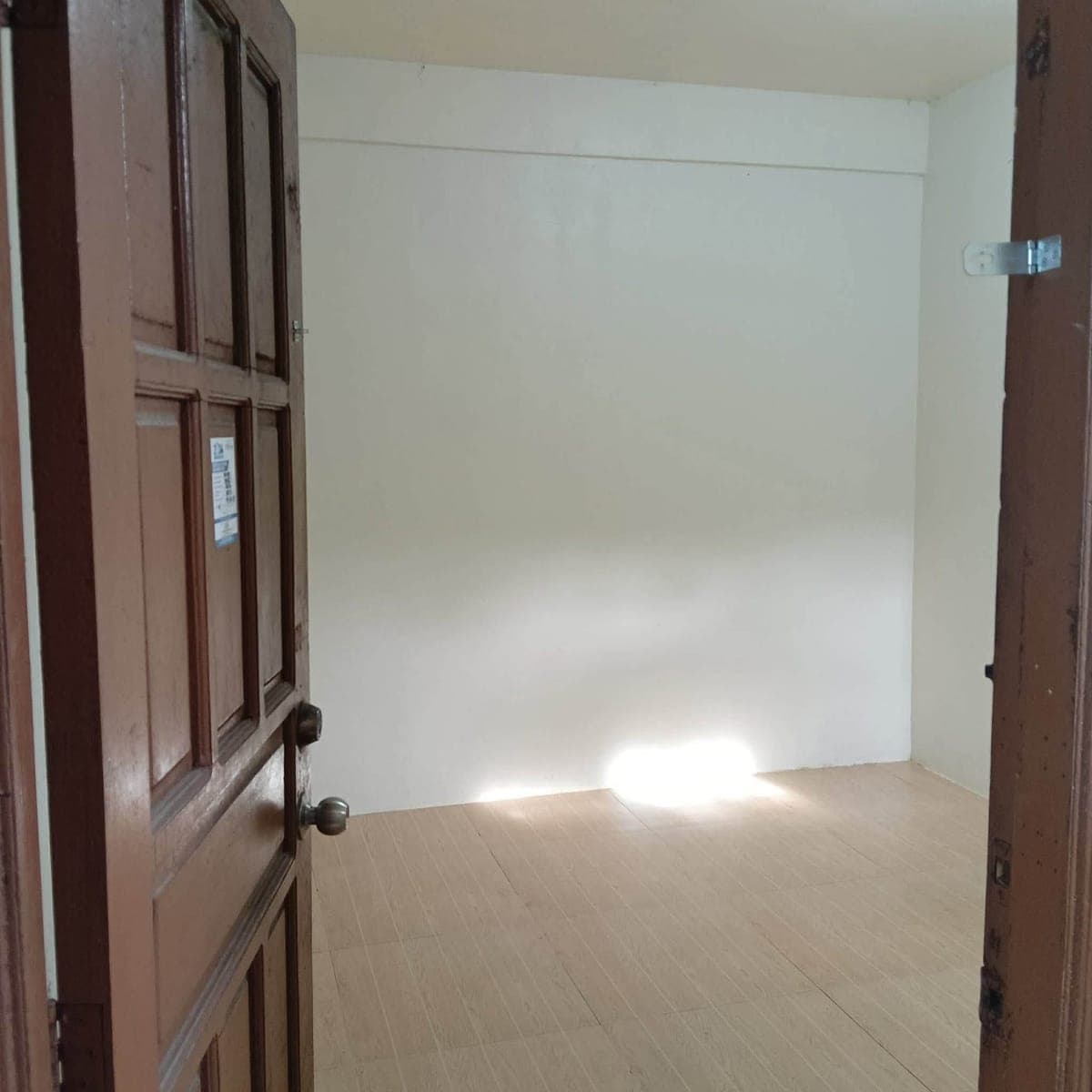 ***** STUDIO TYPE APARTMENT FOR RENT ***** - photo 3