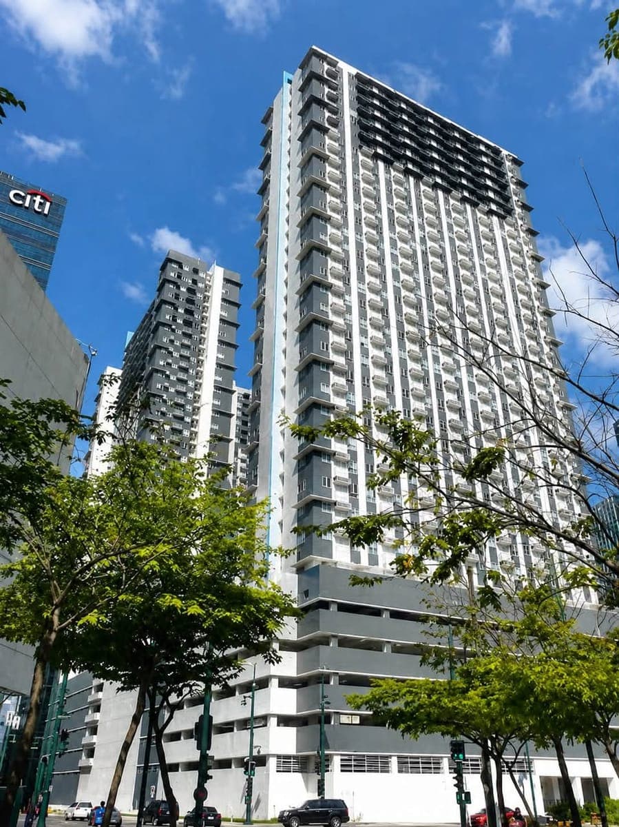 ‼️FOR LEASE | 2BR | Avida Towers 34th St., BGC - photo 1