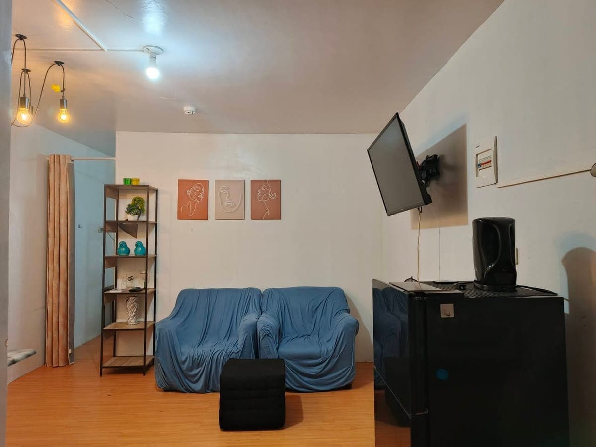 FOR RENT/LEASE - photo 1