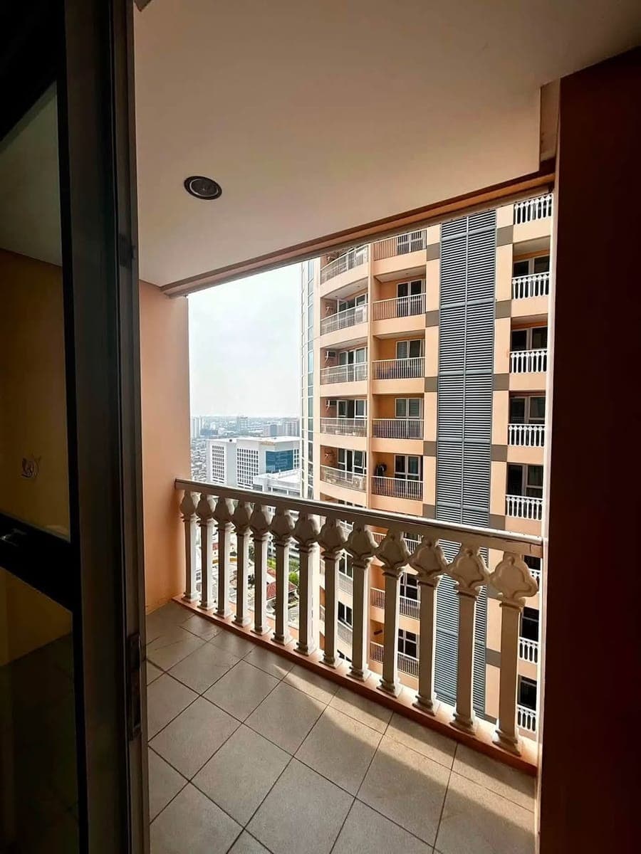 Female Condo Sharing in Mckinley 👧🏼 - photo 3