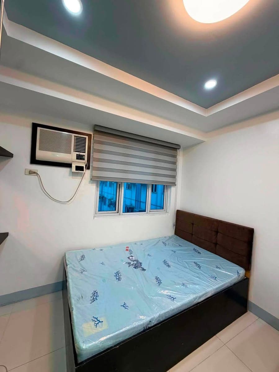 FOR RENT: ₱17,000/month. | Inclusive association dues - photo 1