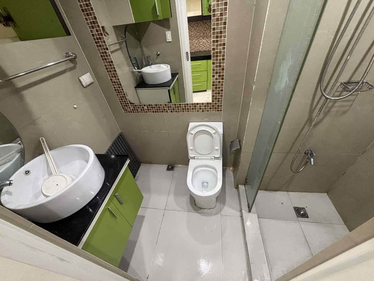 FOR RENT: ₱17,000/month. | Inclusive association dues - photo 5